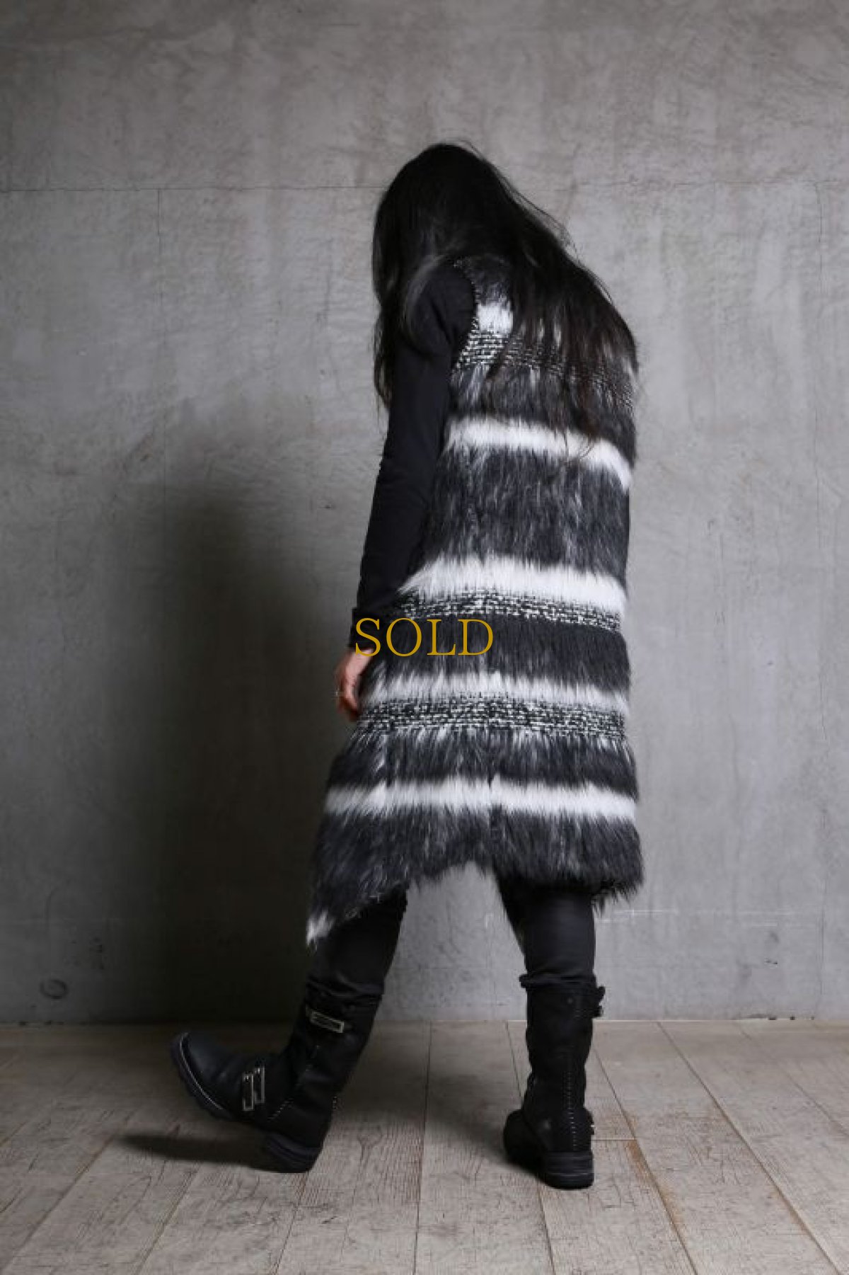 画像16: incarnation / インカネーション / 31775-2200 WOOL 4% PL 25%  PC 25% WIDE NECK LONG VEST LINED  (16)