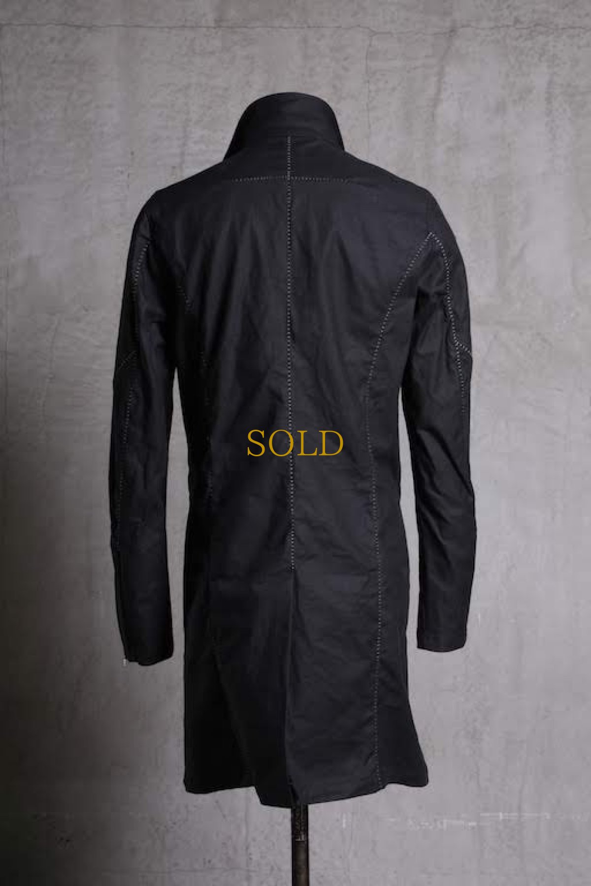 画像2: Thee OLD CIRCUS '' 1973 '' / 9121 / " Gray Bone " / 12oz サージストレッチ スタンドフォールカラー裏なしコート (2)