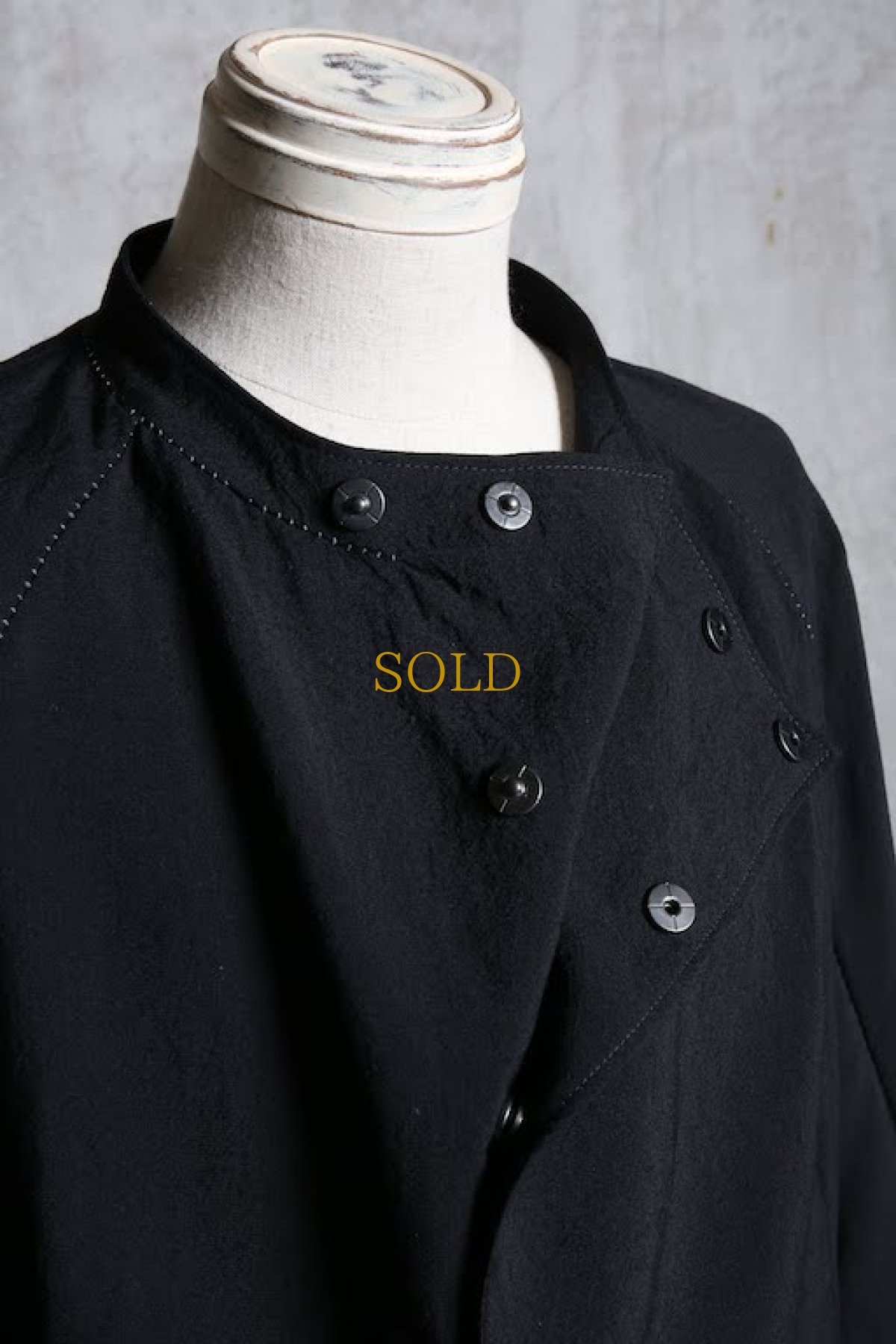 画像7: Linea_f by incarnation / インカネーション リネアエフ /MMXIX-V--5300 BAND COLLAR LONG SHIRTS COAT (7)