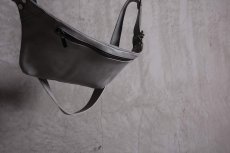 画像6: Linea_f by incarnation / インカネーション リネアエフ / MMXIX-V-8857 Horse Nuback Leather Fanny Bag  (6)