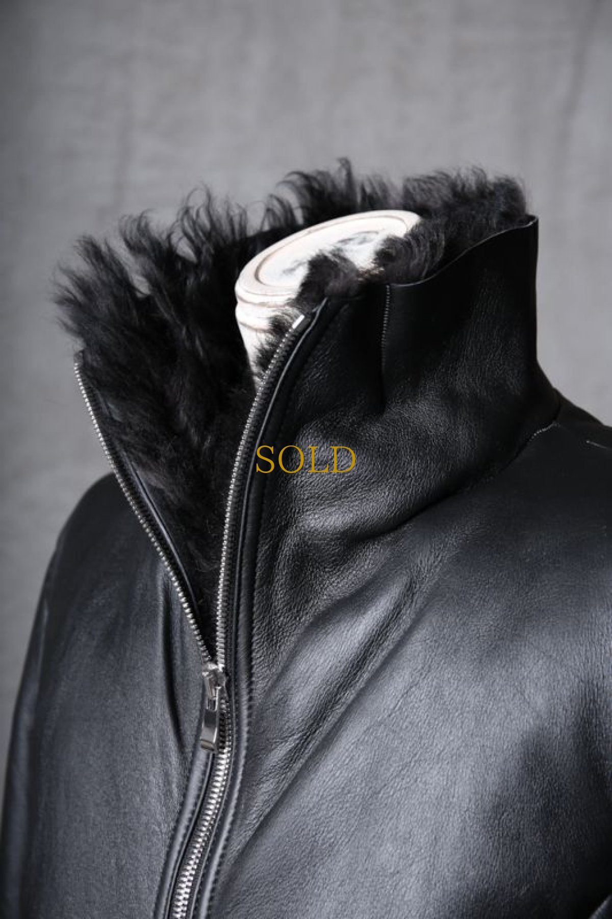 画像16: incarnation / インカネーション / 31991-4690 / SHEEP SHEARLING HIGH NECK ZIP BLOUSON SPIRAL ARM (16)