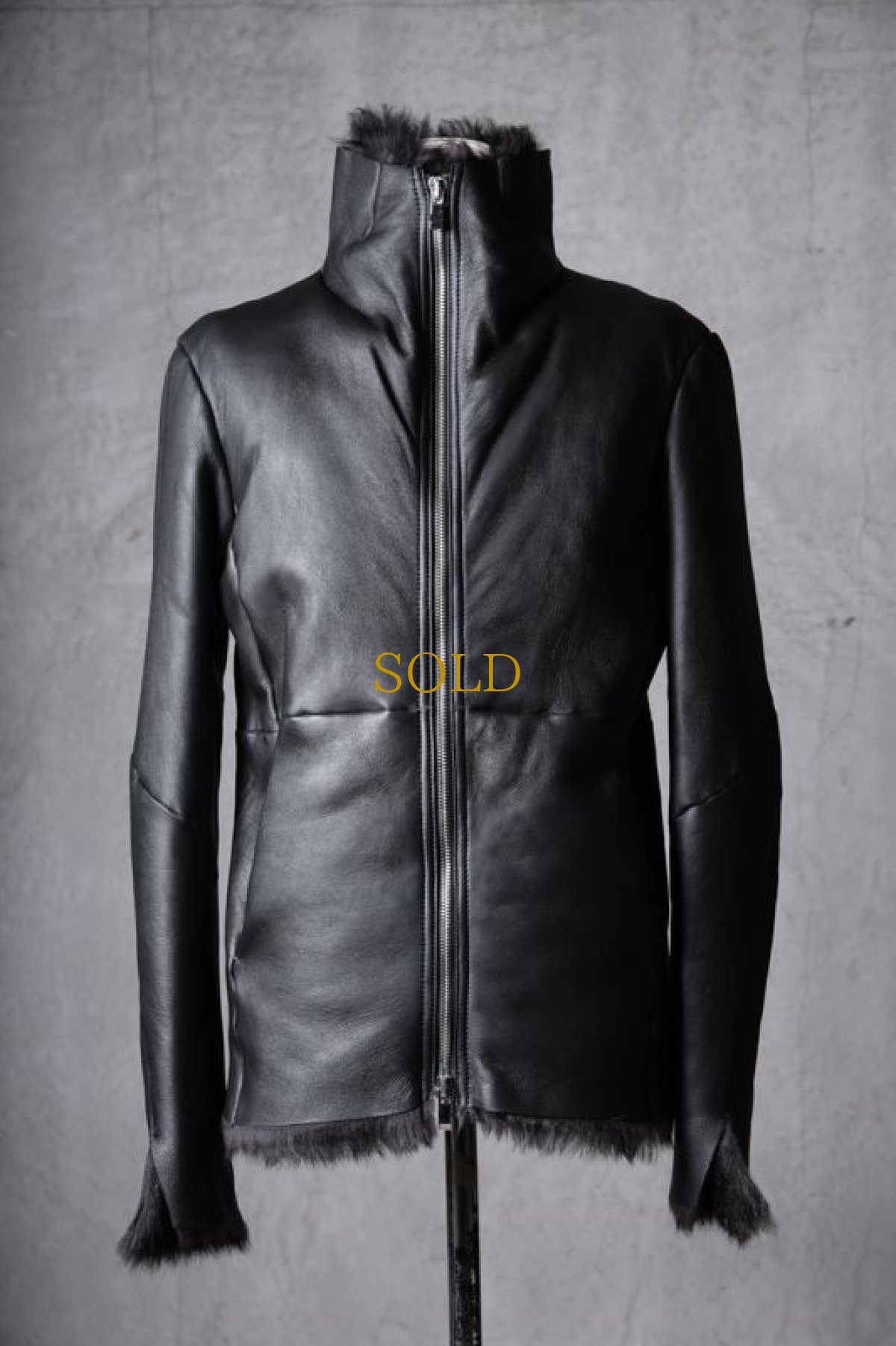 画像2: incarnation / インカネーション / 31991-4690 / SHEEP SHEARLING HIGH NECK ZIP BLOUSON SPIRAL ARM (2)