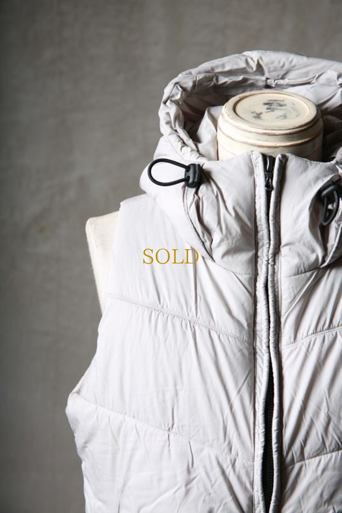 画像9: Thee OLD CIRCUS '' 1973 '' / 7320 / Lost Village / Waterproof 4-way stretch nylon 200g vest with batting (9)