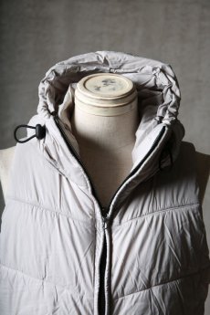 画像13: Thee OLD CIRCUS '' 1973 '' / 7320 / Lost Village / Waterproof 4-way stretch nylon 200g vest with batting (13)