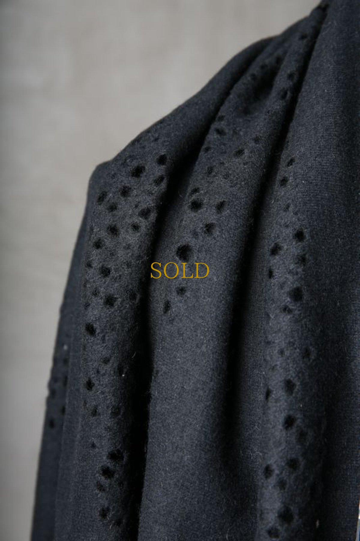 画像15: Thee OLD CIRCUS '' 1973 '' / 0402 / Cover up moon / Italian fabric Wool blend knit cape (15)