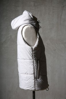 画像5: Thee OLD CIRCUS '' 1973 '' / 7320 / Lost Village / Waterproof 4-way stretch nylon 200g vest with batting (5)