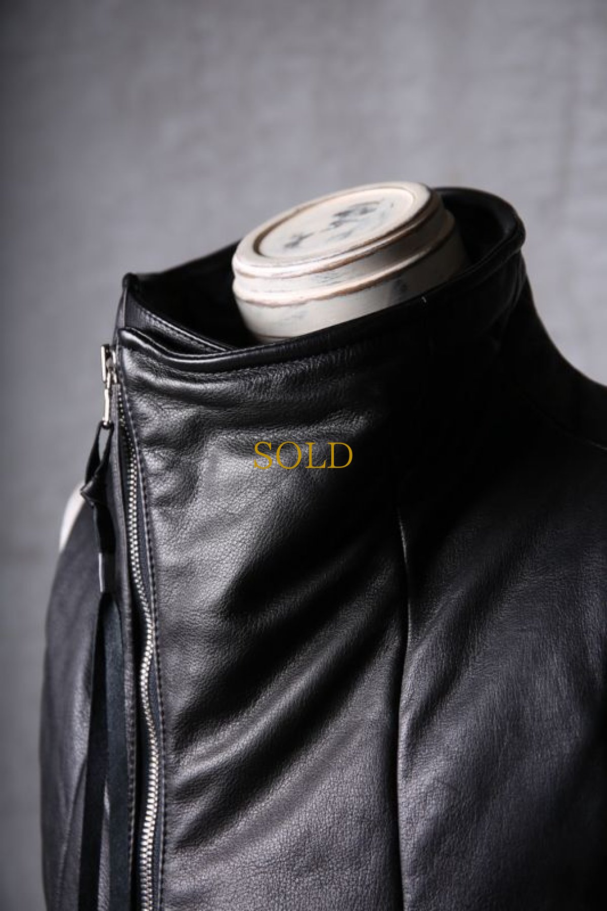 画像13: Thee OLD CIRCUS - 9  - / 9-9305 / '' Light carriers '' / メメント・カウレザー 120g ファイバーダウン入りWフロントベスト (13)