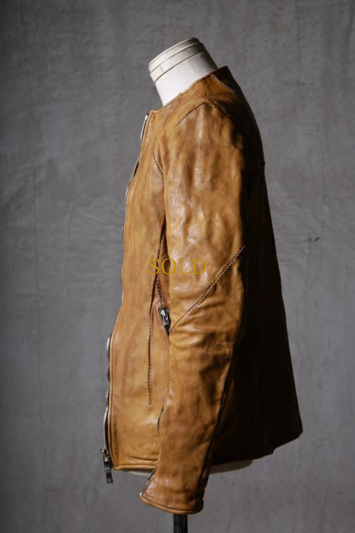 画像4: incarnation / インカネーション / 12211-41477 / HORSE LEATHER NO COLLAR  ZIP/F MOTO DARTS SHOULDER LINED  (4)