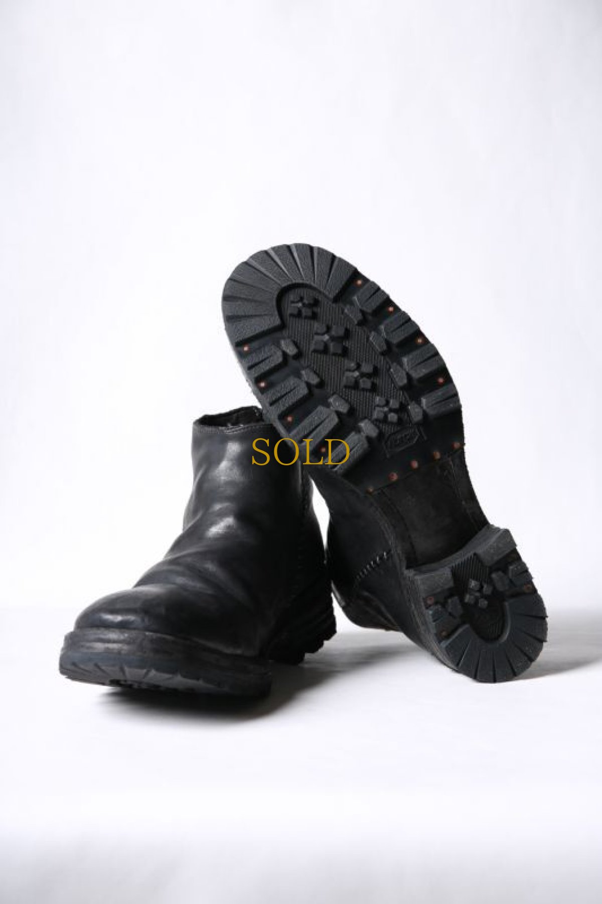 画像1: incarnation / インカネーション / 32111V-7527 / HORSE LEATHER BACK ZIP SHORT LINED VIBRAM SOLE (1)