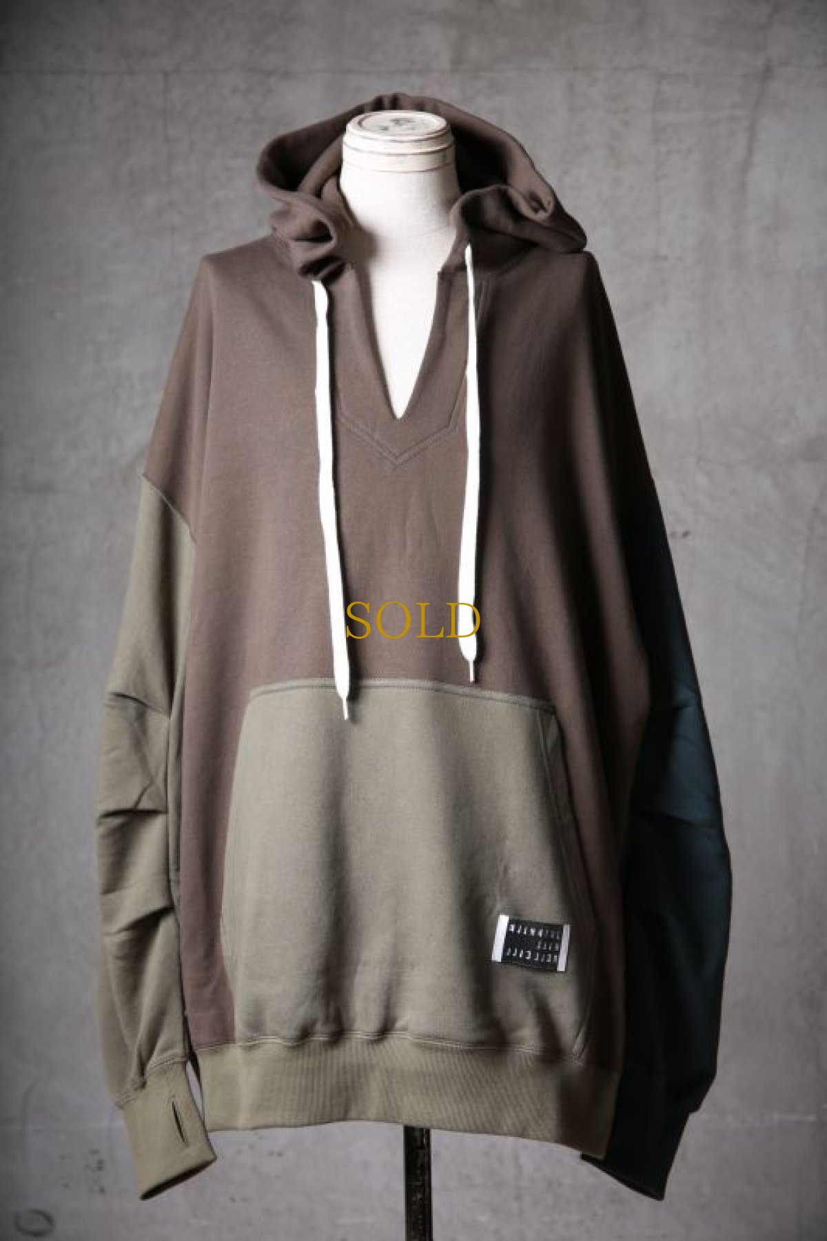 画像1: JUVENILE HALL ROLLCALL / ジュヴェナイルホールロールコール / 1640 / " Man Of War " SLASH NECK HOODIE (1)