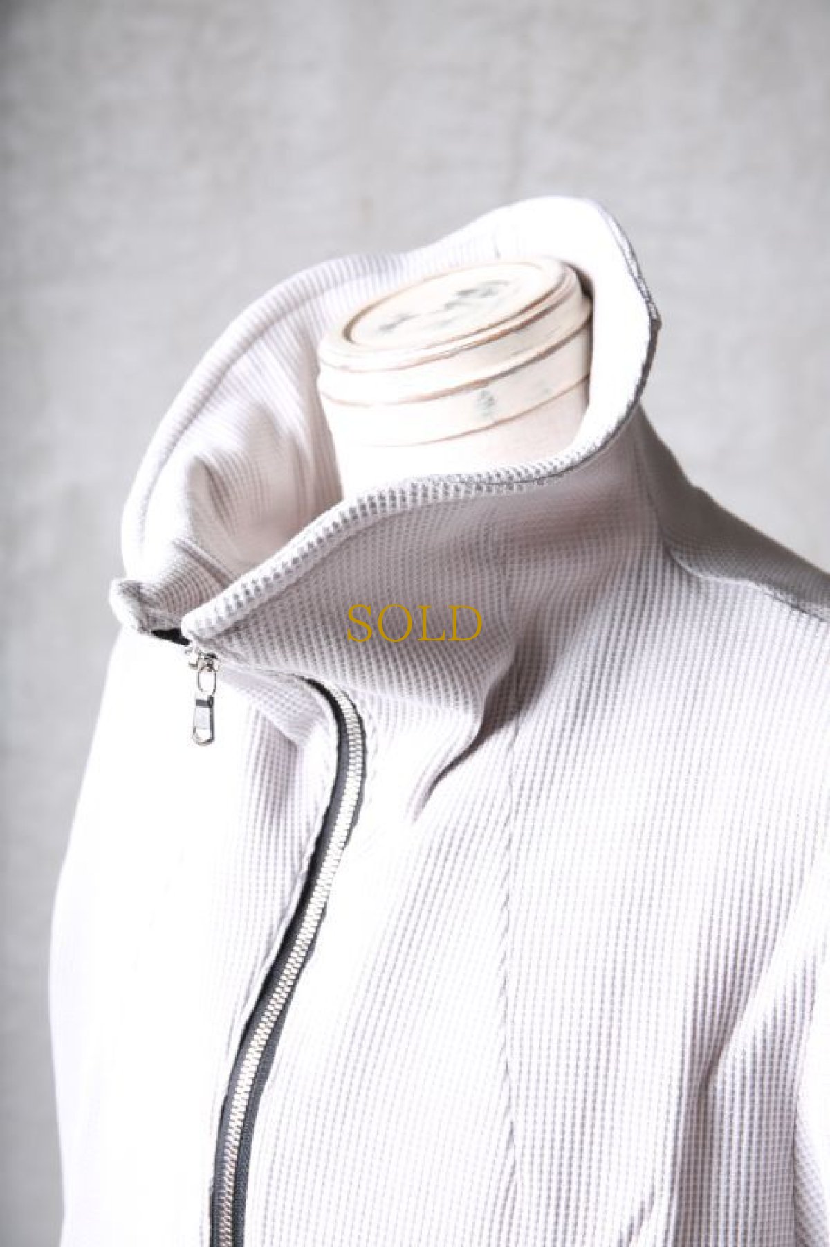 画像12: Thee OLD CIRCUS '' 1973 '' / 1302-M / Bomb rain / ディストーションネック ロ・ローング ワッフルジップアップ（持っていれば世界が変わる） (12)