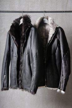 画像1: incarnation / インカネーション " RUST Collection 2023 AW " / Thee Session / 32791-41440-EDEN / SHEEP SHEARLING HI NECK ZIP DARTS SHOULDER BLOUSON #2 JB-1ME (1)