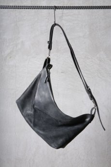 画像1: Portaille / ポルタユ / GP18 / " BANANA " BAG（Boat shoulder bag） (1)