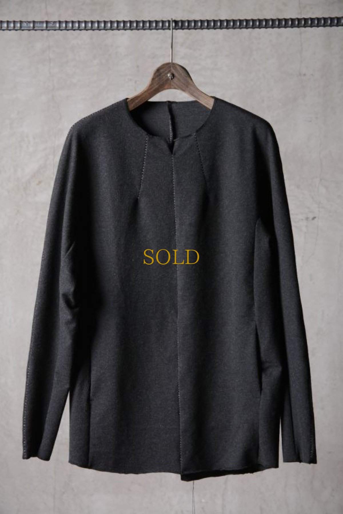 画像1: Wir Lineal / リネアル / KL011-W115 / Protean knit melton Inorganic DRESS FABRIC LONG SLEEVE / Rechts (1)