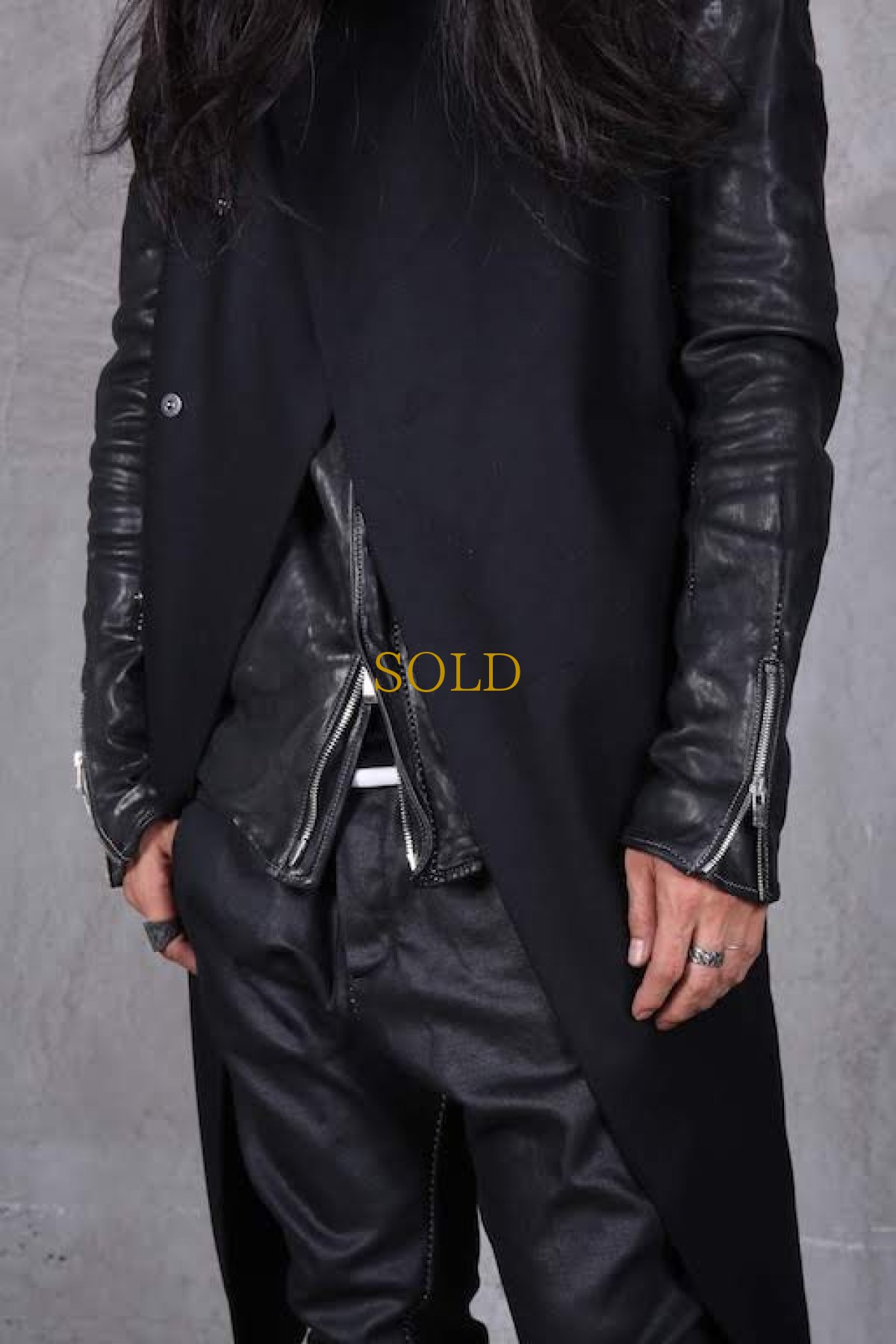 画像17: incarnation / インカネーション /  31972-2200  WOOL 100 % WIDE NECK LONG VEST LINED (17)